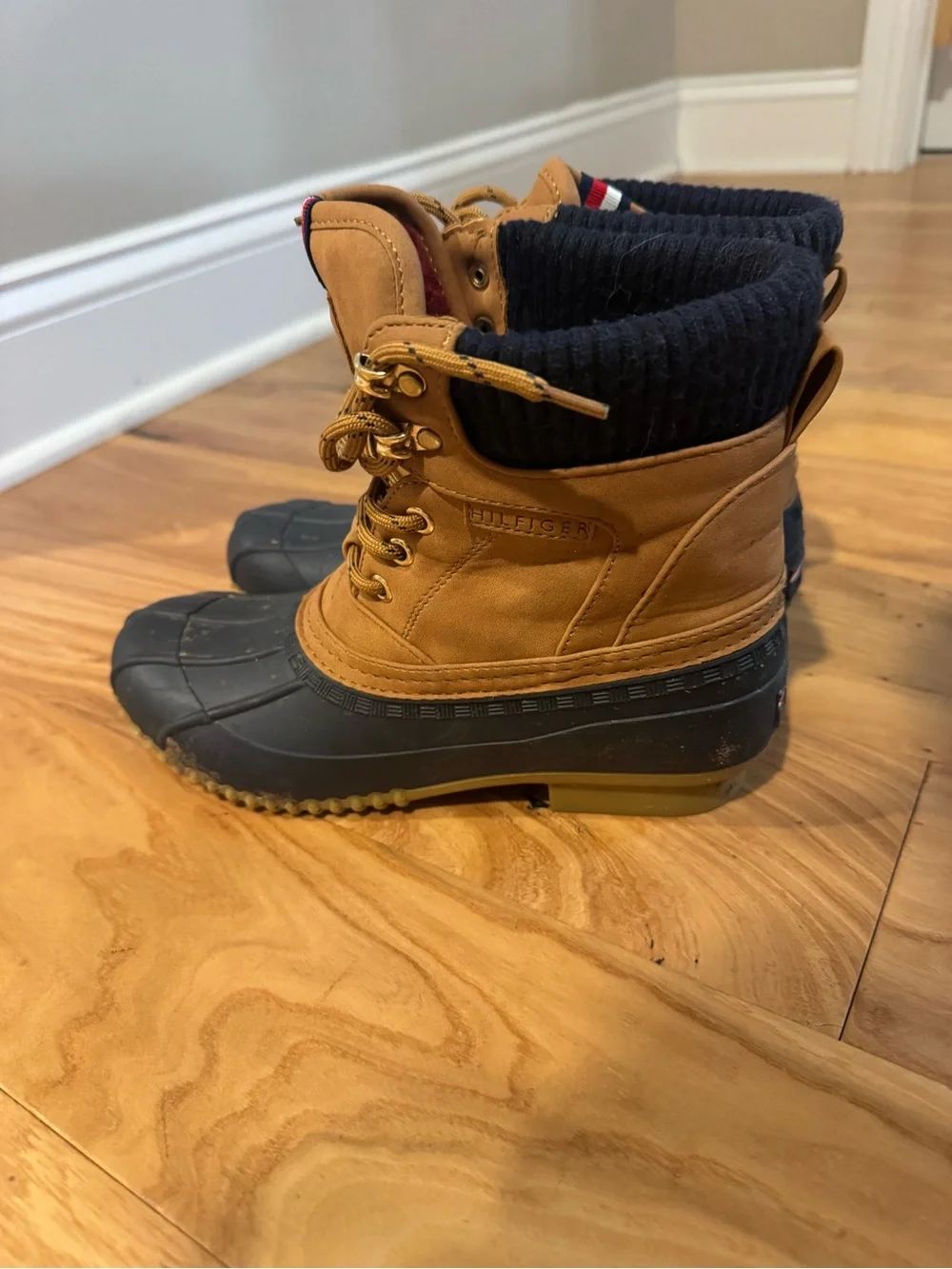 Women’s Tommy Hilfiger Waterproof Winter Boots - Tan and Navy
